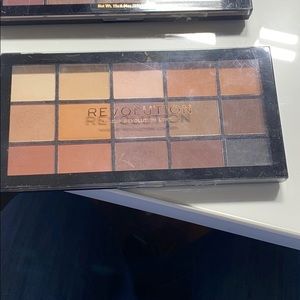 Revolution Re-Load basic mattes.